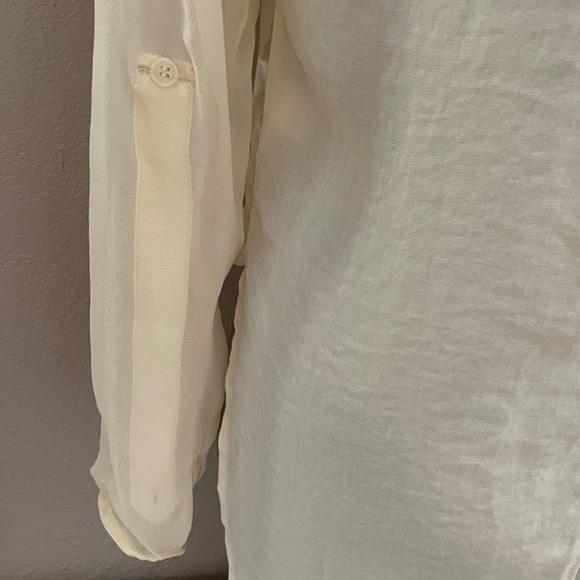 LINE & DOT Sheer Ivory NWT Tunic TOP Medium - Picture 3 of 12